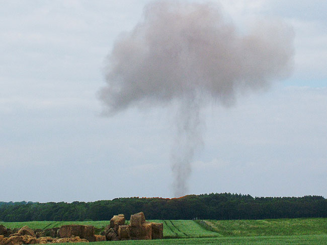 image/gaseksplosion-09.jpg
