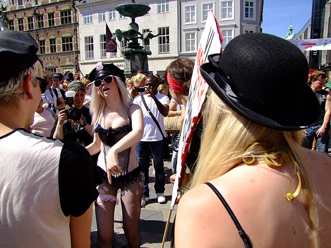 image/slutwalk_copenhagen-407.jpg