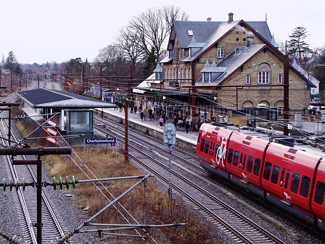 image/charlottelund-station-407.jpg