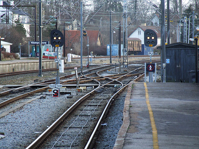 image/klampenborg_station-02.jpg