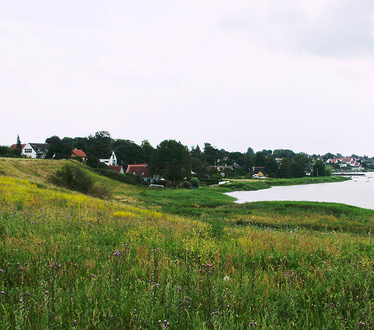 Panorama - Udsigt fra klinten ved Hellig Kors Kilde ned i imod Jyllinge og Lilleø