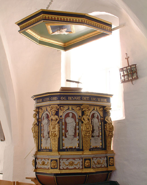 image/gl_oelstykke_kirke-07.jpg