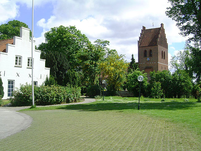 image/gladsaxe_kirke-01.jpg