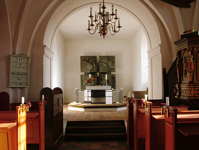 image/slagslunde_kirke-12.jpg