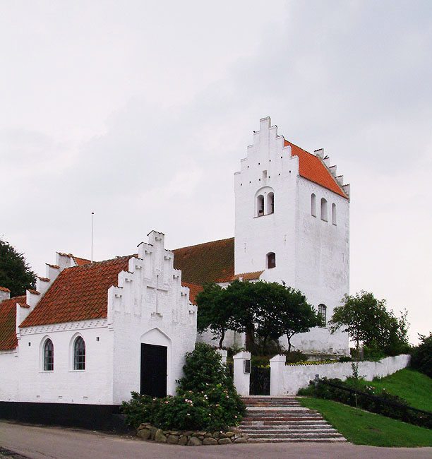 image/faarvejle_kirke-01.jpg