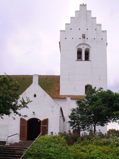 image/faarvejle_kirke-07.jpg