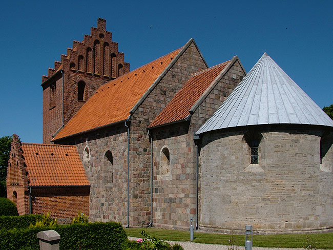 image/selsoe_kirke-01.jpg