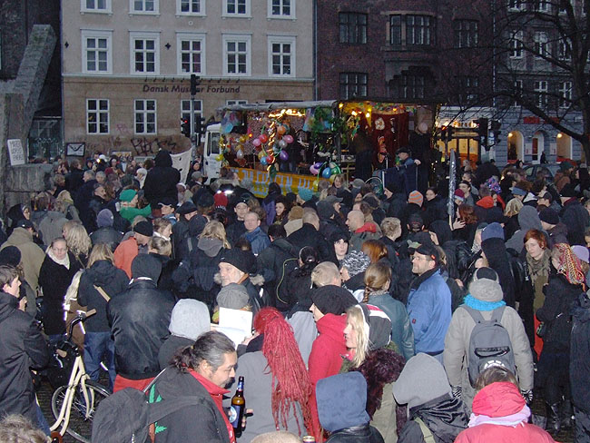 image/ungdomshuset_demo-006.jpg