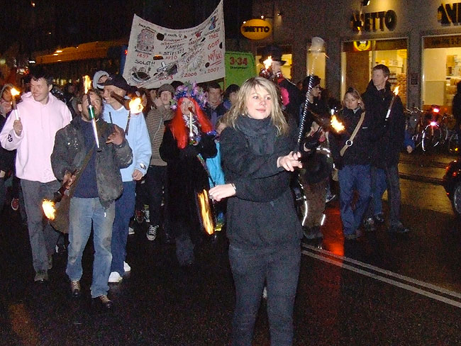 image/ungdomshuset_demo-056.jpg