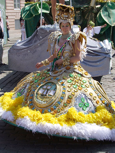 image/karneval-690.jpg