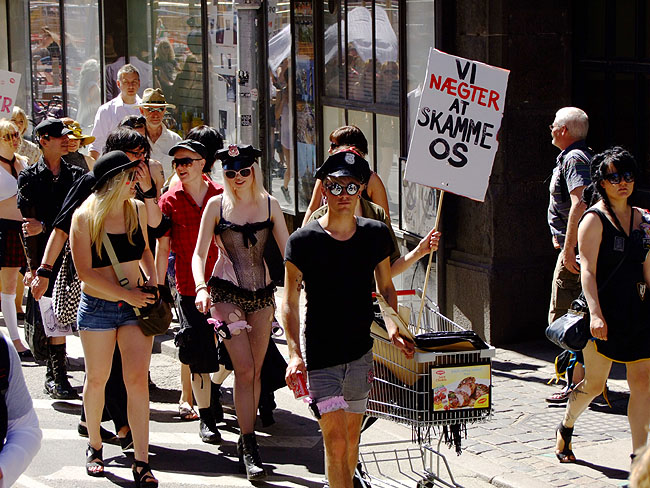 image/slutwalk_copenhagen-296.jpg