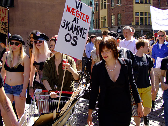 image/slutwalk_copenhagen-334.jpg