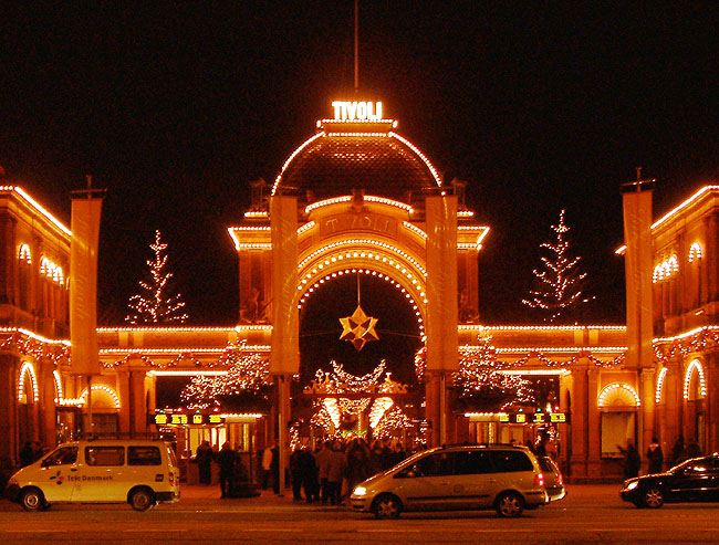 image/jul_i_tivoli_kbh.-01.jpg