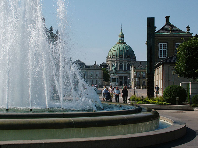 image/amalienborg-08.jpg