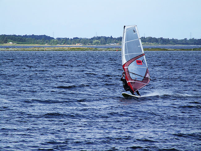 image/windsurfer-448.jpg