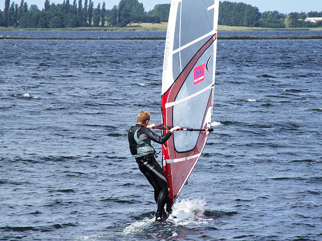 image/windsurfer-458.jpg